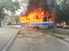 Мощное возгорание трамвая в Новочеркасске сняли на видео