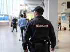 В аэропорту около Новочеркасска задержали двух разыскиваемых полицией мужчин 