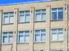 В школе № 17 Новочеркасска заменят окна на 3,4 миллиона рублей