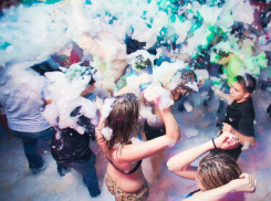 В День молодежи в Новочеркасске будет пенная дискотека