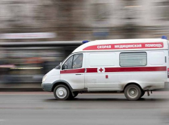 В Новочеркасске автоледи на внедорожнике сбила пешехода