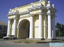 В Новочеркасске решили строить объезд западной триумфальной арки