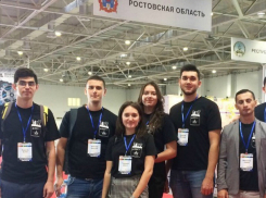 «От винта»: новочеркасские ученые-политехники приняли участие в фестивале научно-технического творчества