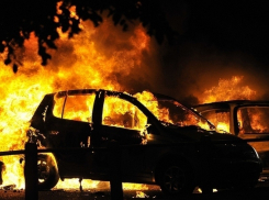 В  Новочеркасске автовор признался в поджоге трех автомобилей