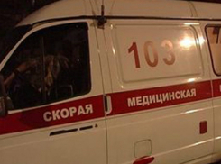 В Новочеркасске девушка попала под колеса иномарки с ослепленным ярким светом водителем