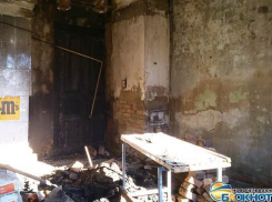 В Новочеркасске произошло два пожара в жилых домах, один человек скончался