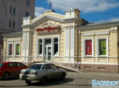 В Новочеркасске строителей вежливо просят не ломать памятники архитектуры