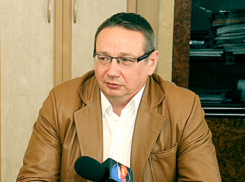 Главного врача новочеркасского роддома Вячеслава Абрамчука осудили на два года 