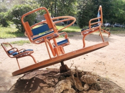 Новочеркасск вошел в тройку худших городов для жизни с детьми