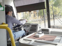 Безопасность? Нет, не слышал!: новочеркасцы жалуются на болтливых водителей маршруток