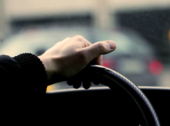23-летний житель Новочеркасска катался по городу на украденном автомобиле