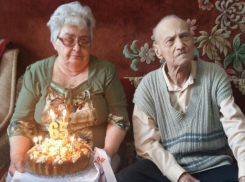 Супруги из Новочеркасска встретили 65-летний юбилей совместной жизни