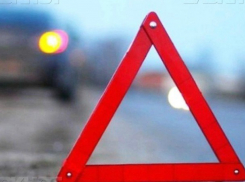Парень и четыре девушки пострадали в устрашающей аварии в Ростовской области