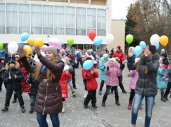 Жители Новочеркасска агитировали молодежь против наркотиков