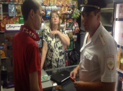 Запрещенную продажу алкоголя наглыми продавцами выявили активисты и полицейские Новочеркасска