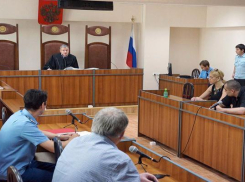 Четверо новочеркассцев нелегально заработали 116 миллионов рублей