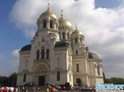 Верующие на Пасху будут проходить на территорию новочеркасского собора через рамки металлодетекторов