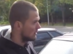 «Лев против» устроил рейд около новочеркасского НПИ и поругался с полицейским 