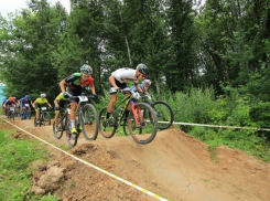 Пять наград завоевали велогонщики из Новочеркасска в соревнованиях по маунтинбайку