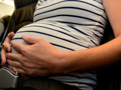 В новочеркасский роддом привезли родившую в донском небе женщину с малышом