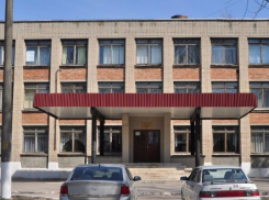Полицейские задержали подростка, сообщившего о минировании 7-ой школы