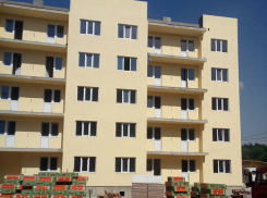 В Новочеркасске на год опоздали со сдачей домов для детей-сирот