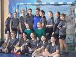 Новочеркасские гандболистки вышли в финал Чемпионата России