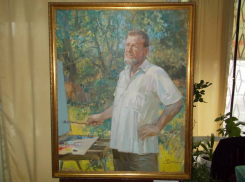 Новочеркасский художник подарил городу портрет почетного гражданина Владимира Кулешова