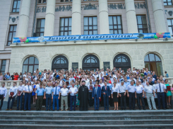 В новочеркасском политехе прошел выпускной вечер