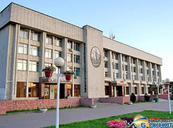 В Новочеркасске в связи с упразднением должности мэра меняют Устав города
