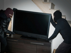 Новочеркасцам грозит срок за украденную бытовую технику