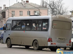 В Новочеркасске уволили 7 водителей маршруток за отказ льготникам в проезде