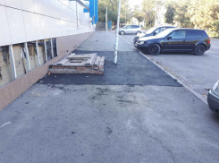 После публикации «Блокнота Новочеркасск», яму на улице Пушкинской заасфальтировали