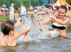 В Новочеркасск снова вернулись жаркие дни
