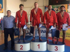 Борец из Новочеркасска завоевал золото Всероссийского мастерского турнира на призы Абрама Агамиряна 