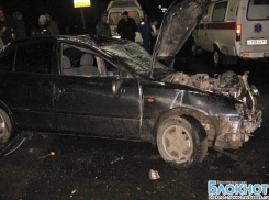 В Новочеркасске перевернулся «Хендай-Акцент»: пострадали 2 человека