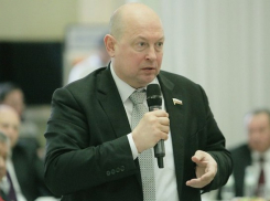 Выпускник Новочеркасского политеха и депутат Госдумы проверит на себе действие пенсионной реформы, которую он поддержал