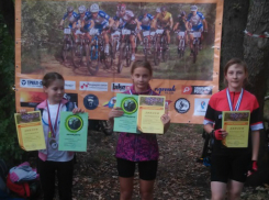 Девочка из Новочеркасска завоевала Кубок Велокавказа