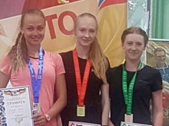 Новочеркасские студенты заняли первое место на чемпионате по легкой атлетике