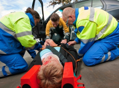 Массовая авария под Новочеркасском унесла две жизни, четыре человека ранены 