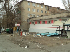 Прокуратура Новочеркасска подтвердила законность возведения скандального цветочного павильона на Баклановском