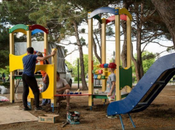 В Новочеркасске выделили 400 тысяч на три детские площадки