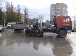 Оторвавшийся прицеп остановил трамвайное движение в Новочеркасске