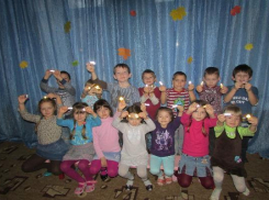 Сотрудники ОГИБДД «Новочеркасское» устроили автодискотеки для детей