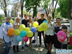 В Новочеркасске провели акцию «Не забудь поздравить ветеранов!»