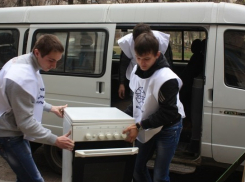 Молодая новочеркасская семья купила ветерану газовую плиту
