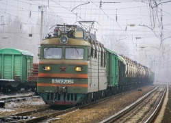 В Новочеркасске мужчине поездом отрезало ногу