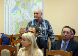 Жители Новочеркасска жалуются, что водители автобусов отклоняются от маршрутов