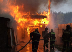 В Новочеркасске из-за пожара без крова остались две семьи