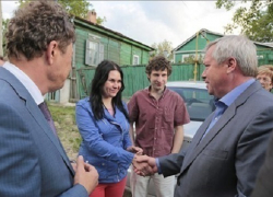  Губернатор Василий Голубев проверил ремонт дороги на улице Никольской в Новочеркасске